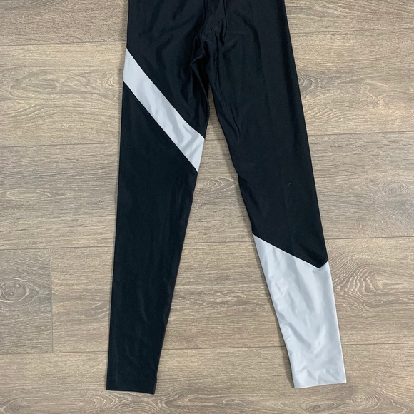 Koral Appeal Energy Leggings High Rise Waist Shine Black Silver Size XS - Picture 11 of 15